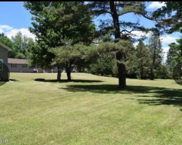 Building Photo - 12 Twin Willows Dr