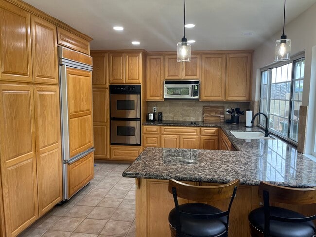 Primary Photo - 17272 Golden View Ln