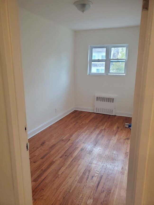 Building Photo - 4048 Harper Ave