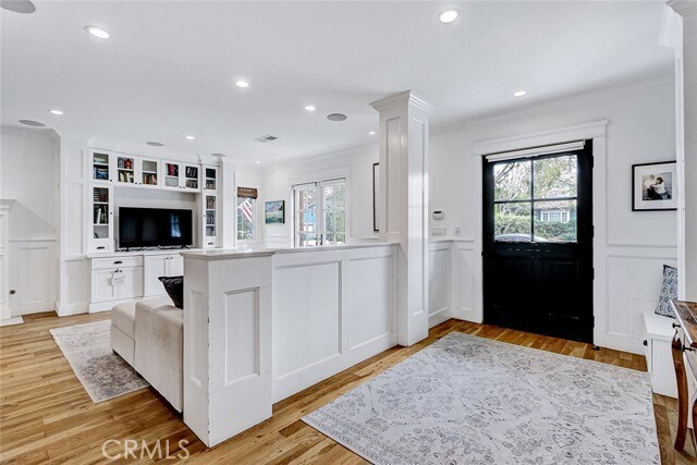 Building Photo - 1717 Pacific Ave