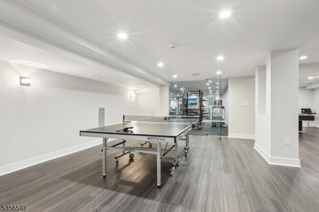 Building Photo - 63 Roberts Rd