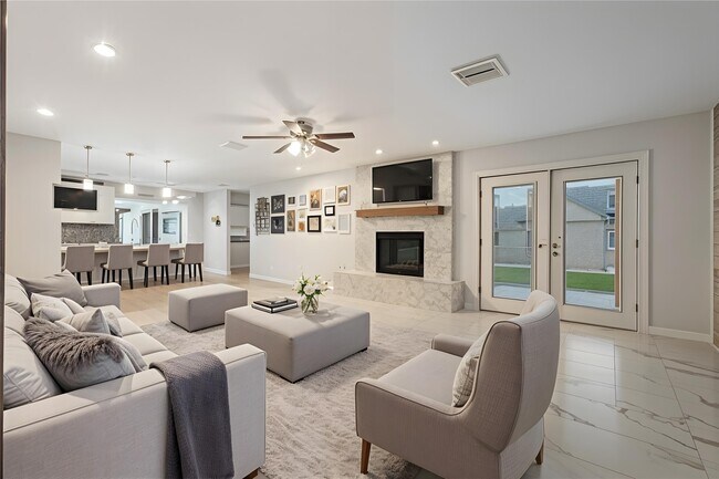 Building Photo - 12018 Beinhorn Dr