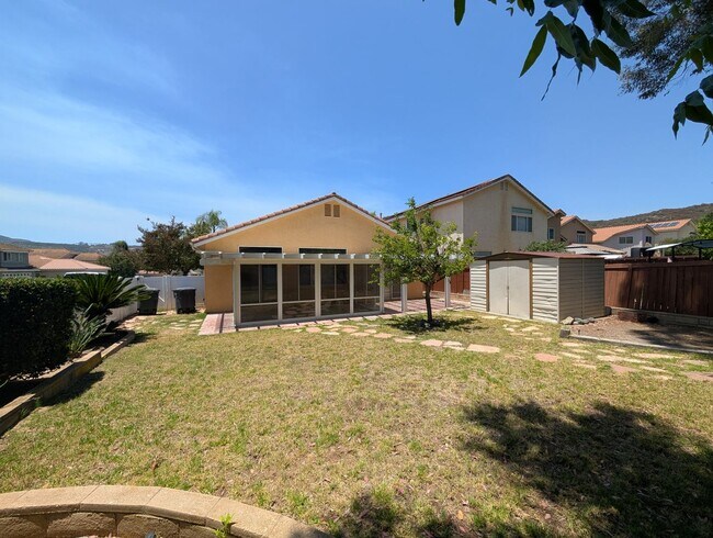 Building Photo - Spacious 3 Bedroom, 2 Bath located in Treasures of Caste Creek Community!