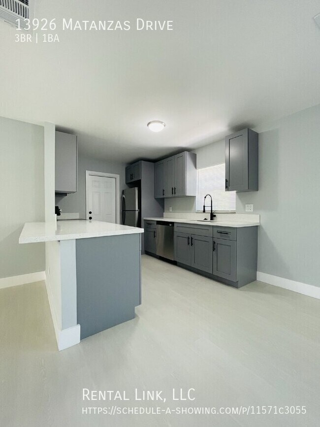 Building Photo - 13926 Matanzas Dr