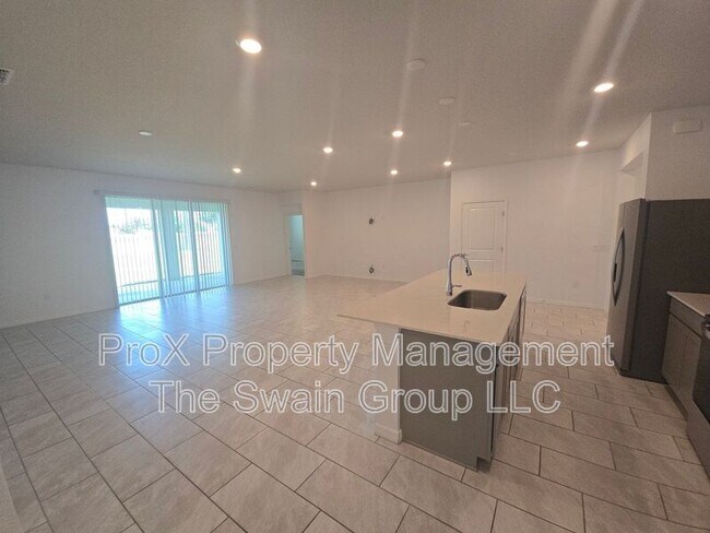 Building Photo - 1098 Michelangelo Ln