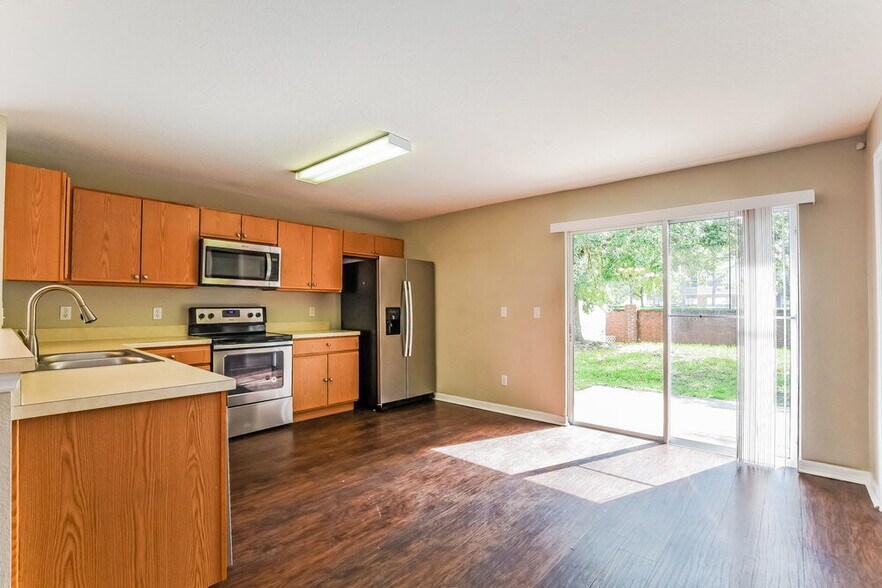 Building Photo - 1254 Blackwater Pond Dr