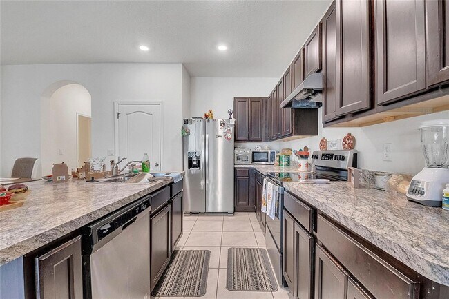 Building Photo - 1394 Yellow Finch Dr