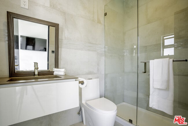 Building Photo - 7567 Hermes Dr