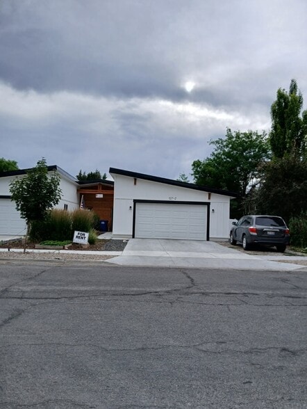 Building Photo - 127 N 4th E