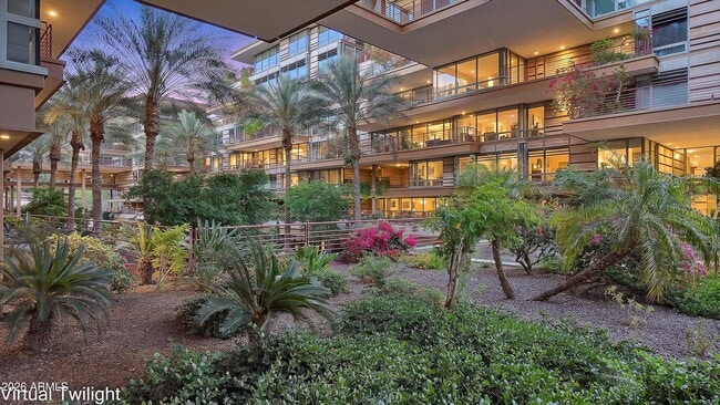 Building Photo - 7157 E Rancho Vista Dr