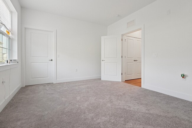 Building Photo - 5104 Mary Ashby Wy