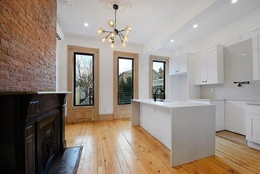 Building Photo - 295 Webster Ave