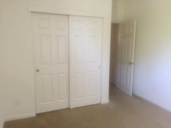 Building Photo - 3962 Blackberry Ave