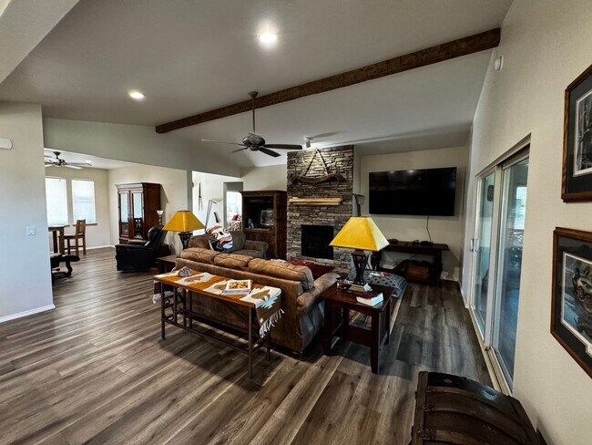 Building Photo - 6526 Johnson Ranch Rd