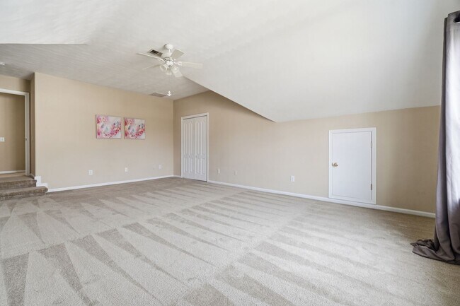 Building Photo - Freshly Renovated & Ready NOW! A First-Time Rental in Castleton! Pet Friendly - Fenced Yard - Gre...