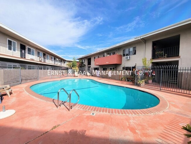 Building Photo - 5050 Linden Ave