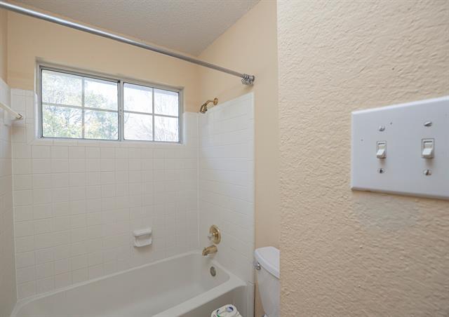 Building Photo - 7405 Stoney Point Dr