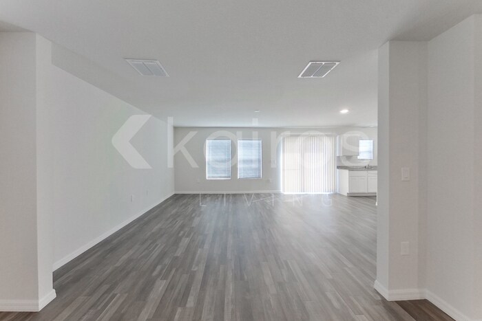 Building Photo - 3158 Alwood St