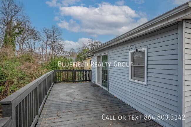 Building Photo - 780 Rutledge St