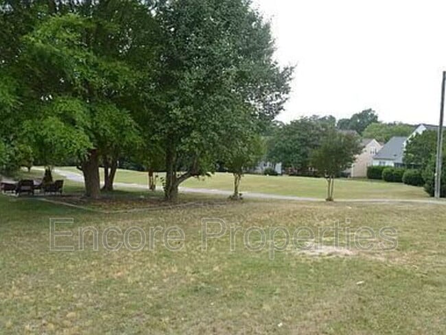 Building Photo - 1961 Talamore Ct