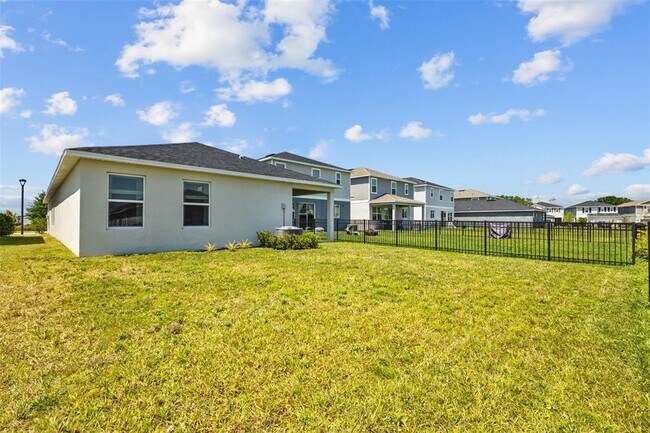 Building Photo - 11571 Little River Way