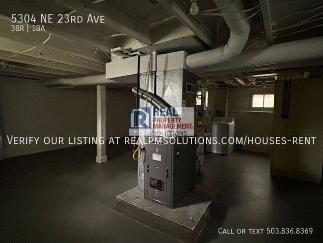 Building Photo - 5304 NE 23rd Ave