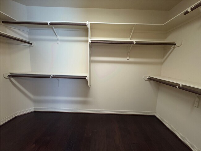 Building Photo - 179 Hearthshire Cir