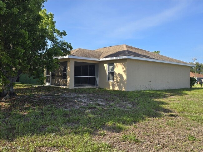 Building Photo - 4325 Garden Blvd