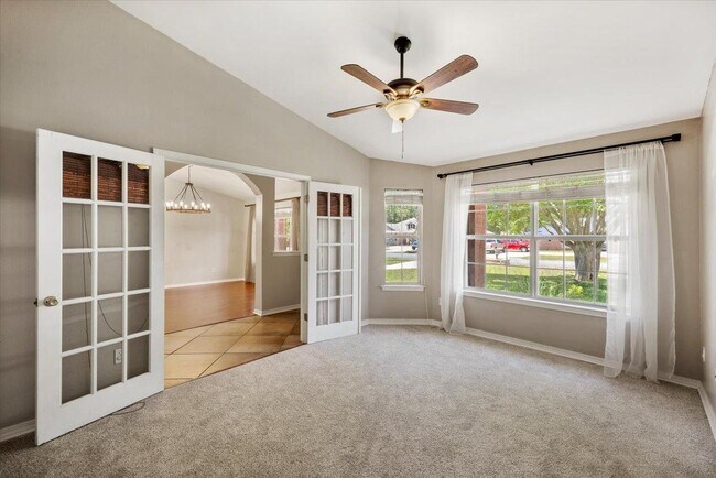 Building Photo - 1922 Coral St