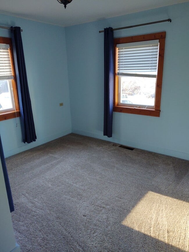 Building Photo - Wake Up to the View of the Great Smokey Mountains overlooking picturesque Downtown Sylva!!