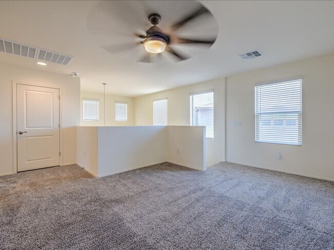 Building Photo - 11328 S Weismann Dr