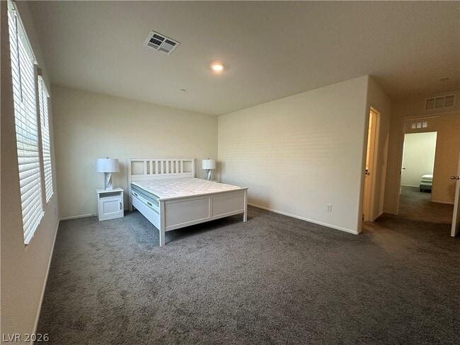 Building Photo - 4926 Fern Mesa Ave