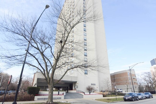 Building Photo - 5100 N Marine Dr