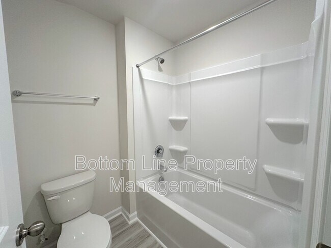 Building Photo - 509 Jacobus Ln