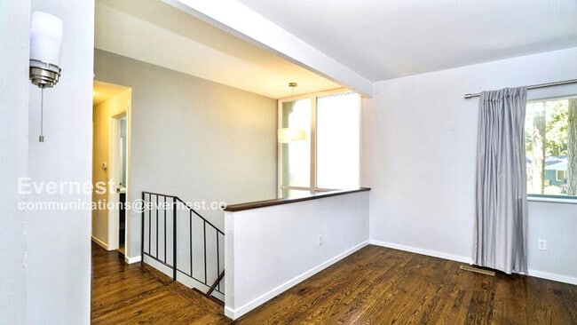 Building Photo - 13787 NE 77th Pl