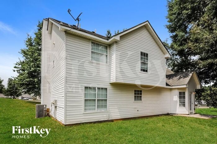 Building Photo - 607 Chartwell Ct
