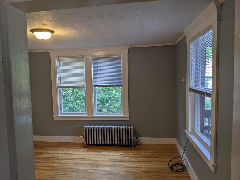 Building Photo - 25 Union St