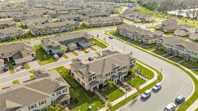 Building Photo - 12032 Holystone St