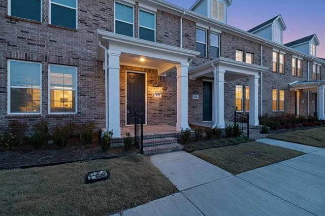 Building Photo - 8852 Magnet Dr