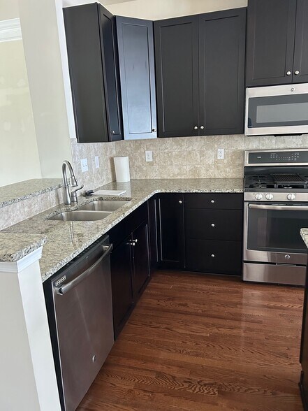2nd Floor Sink area - 211 Quarry Point Rd