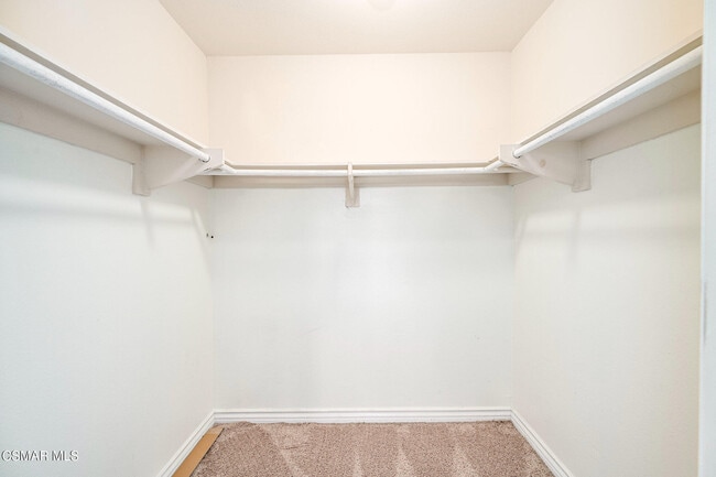 Building Photo - 1372 Ramona Dr