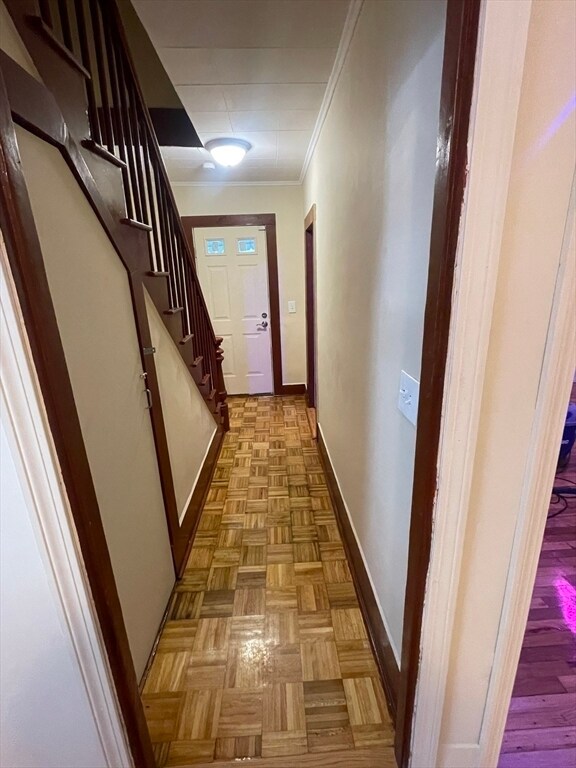 Building Photo - 79A N Warren Ave