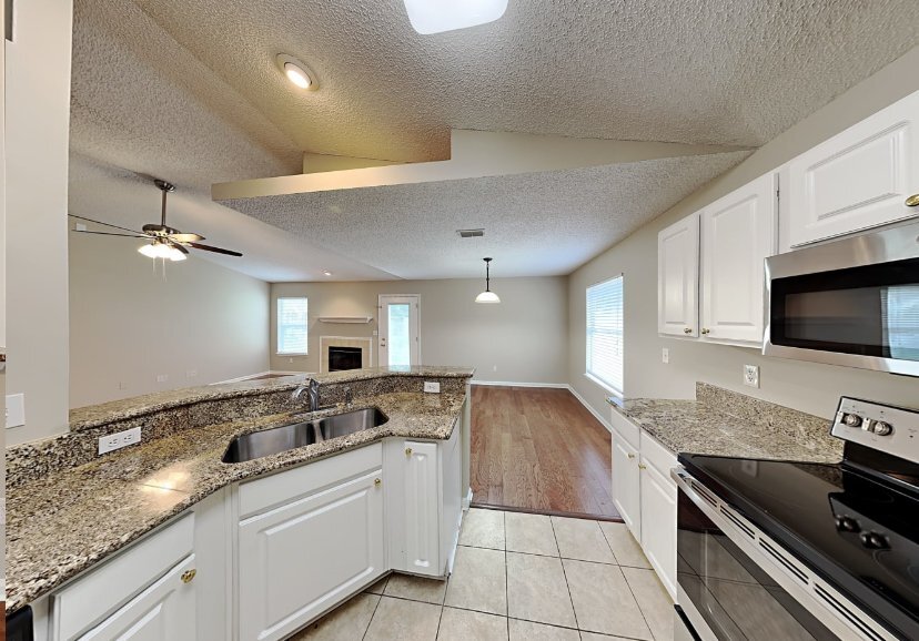 Building Photo - 1511 Beecher Ln