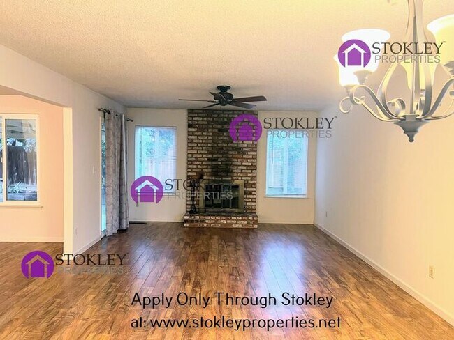 Building Photo - 580 Heather Pl