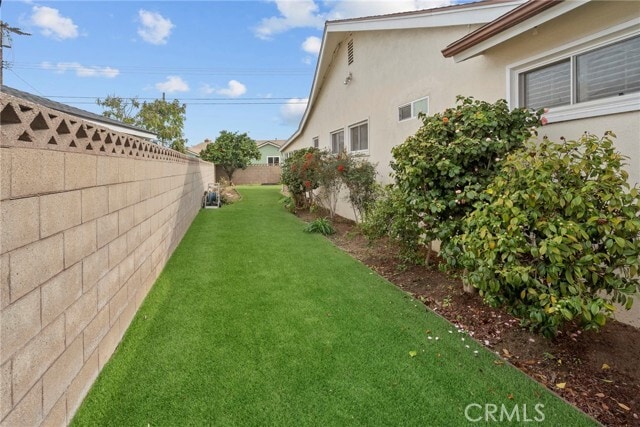 Building Photo - 22618 Elm Ave