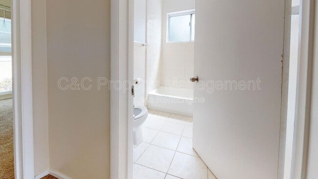 Building Photo - 426 Lighthouse Ave