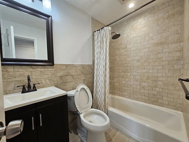 Building Photo - "Charming 1-Bedroom Haven in the Heart of Brooklyn – Ideal Urban Retreat!"