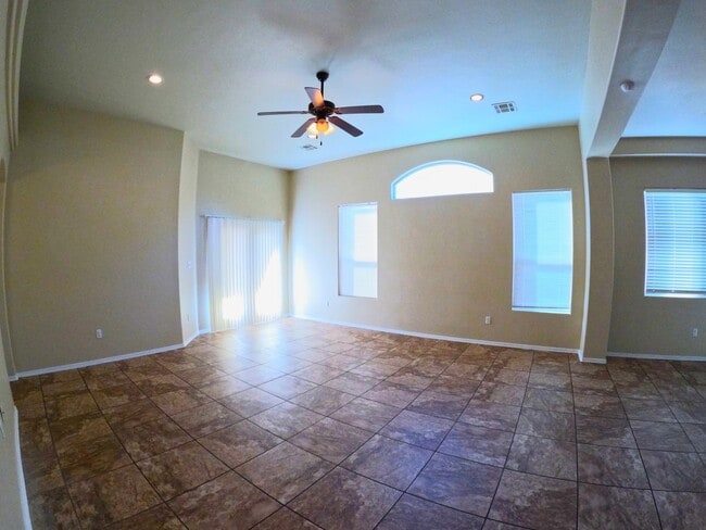 Building Photo - 7518 Sierra Bella Pl