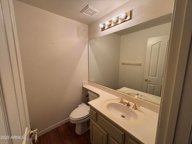 Building Photo - 25033 S Ribbonwood Dr