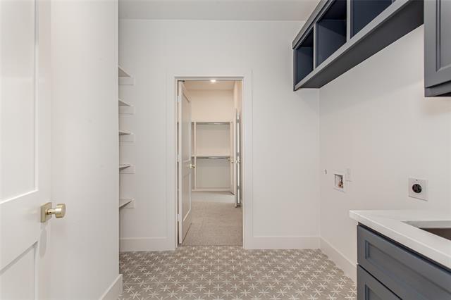 Building Photo - 1107 Mt Auburn Ave